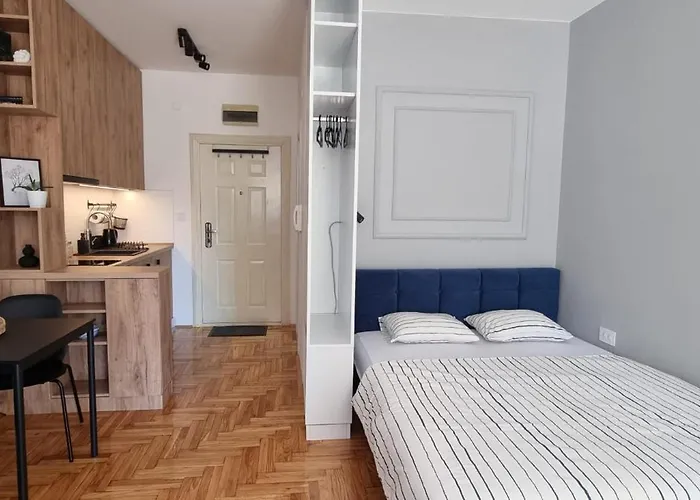 Tiara Apartment 2